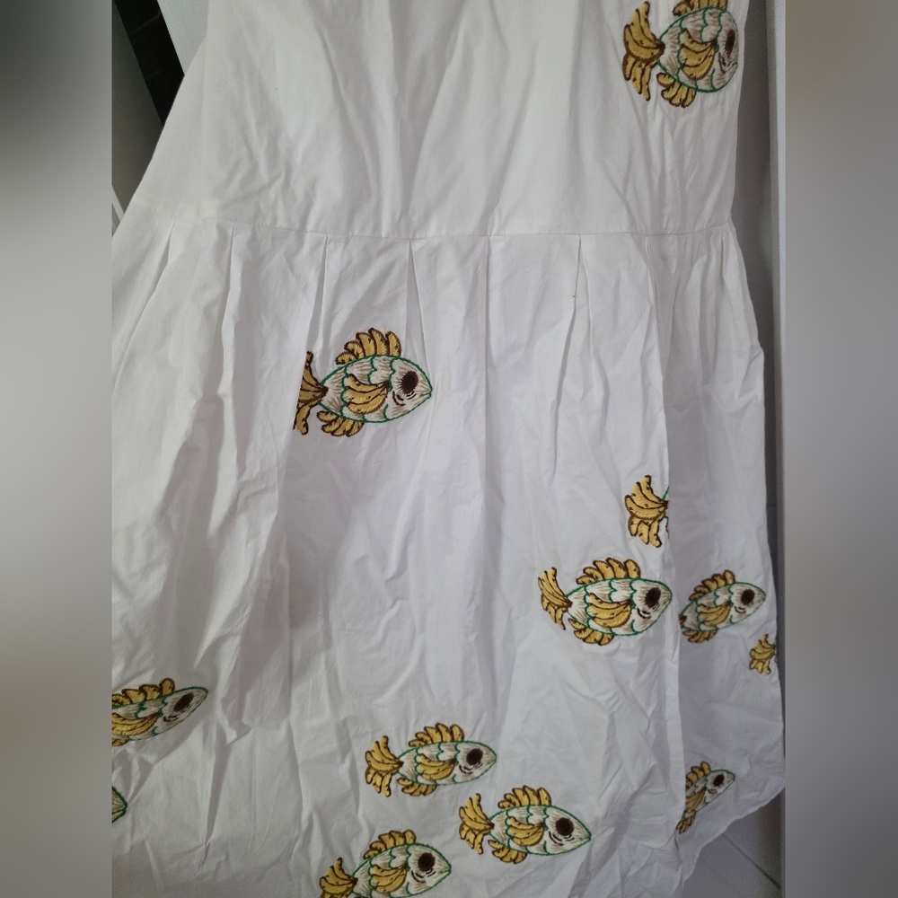 S/M Farm Rio Fish Embroidered Mididress - Picture 3 of 6